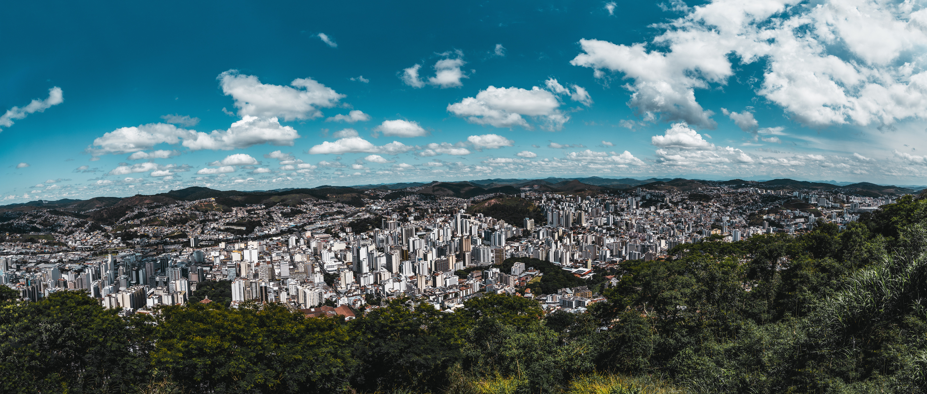 Juiz de Fora panoramic cityscape from a high point